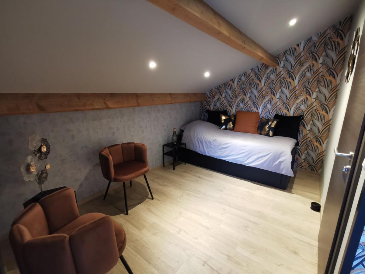 Les Suites De Meiz Stavelot Exterior photo