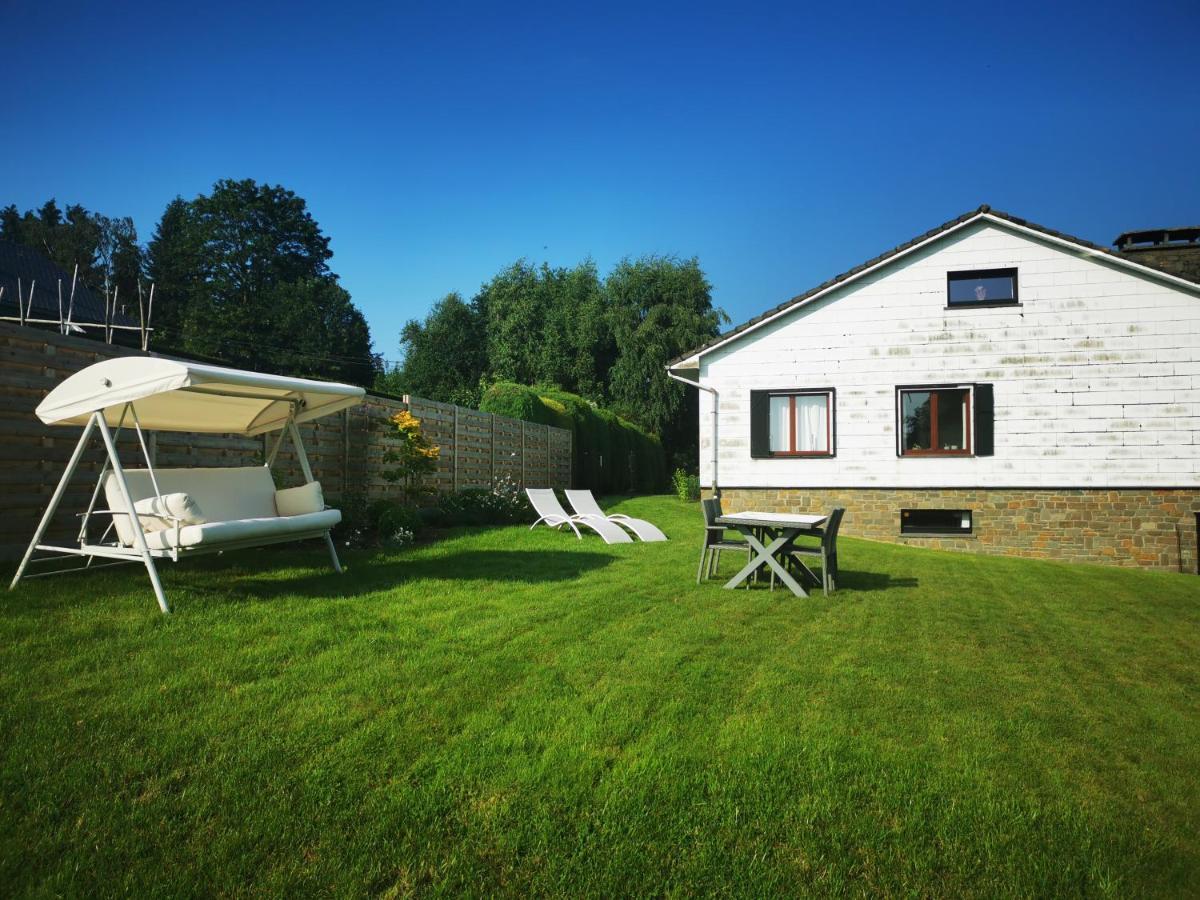 Les Suites De Meiz Stavelot Exterior photo